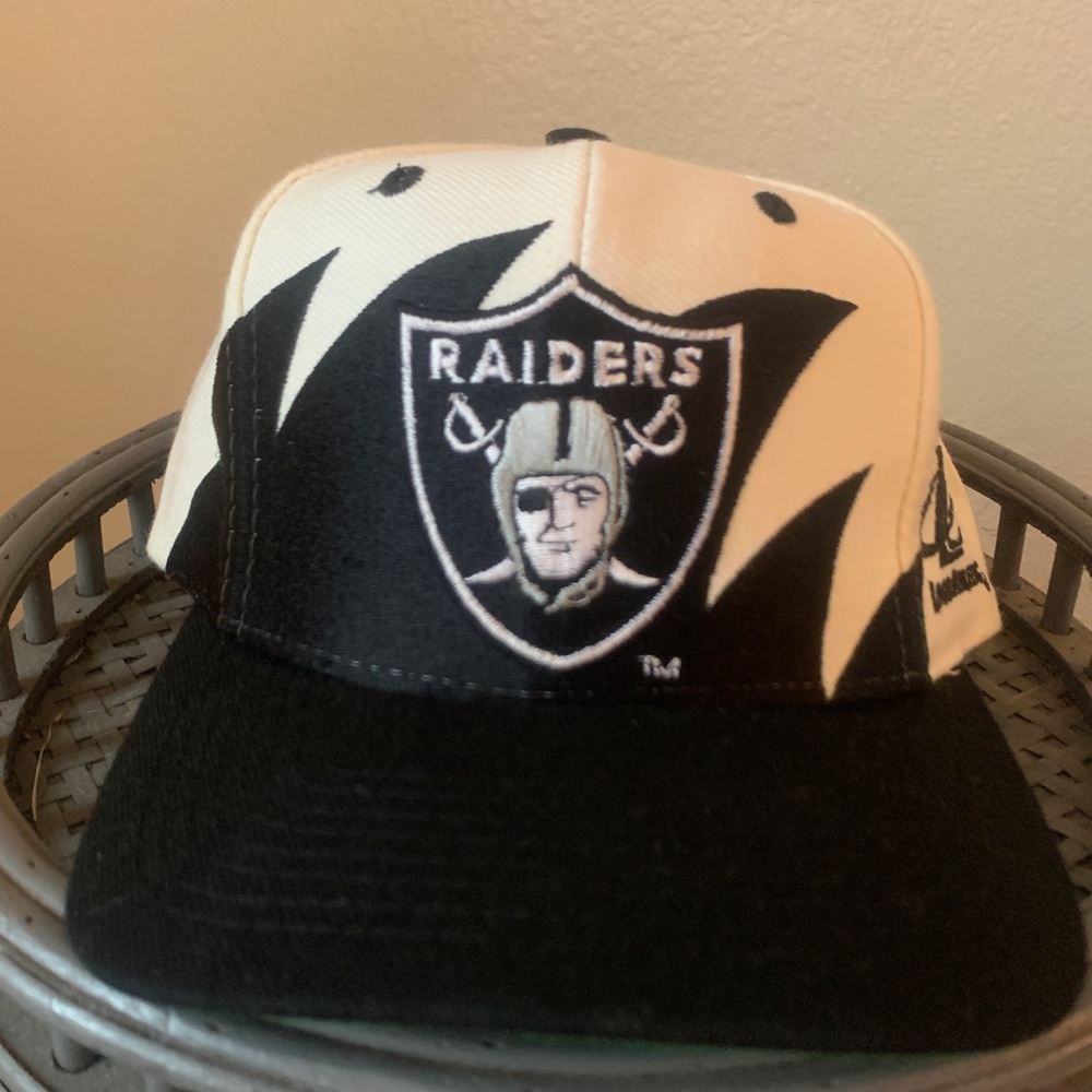 Super RARE Shark tooth Logo Athletic Raiders Snap Back!